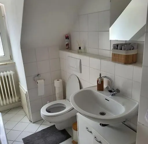 Zentrale Gemuetliche Apartment *